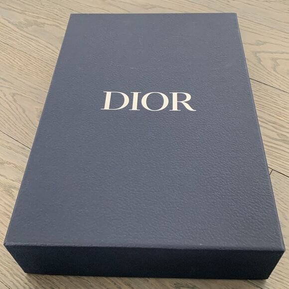 Christian Dior Textured Navy Gift Box with Tissue & Ribbon – 15.5” x 10.5” x 3” - Picture 5 of 10